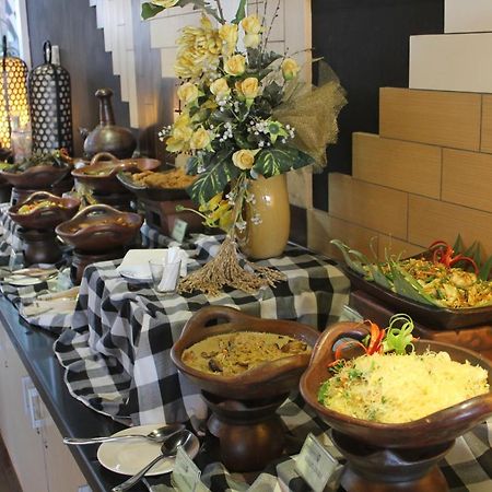 סוראבאיה Maxonehotels.Com At Tidar מראה חיצוני תמונה