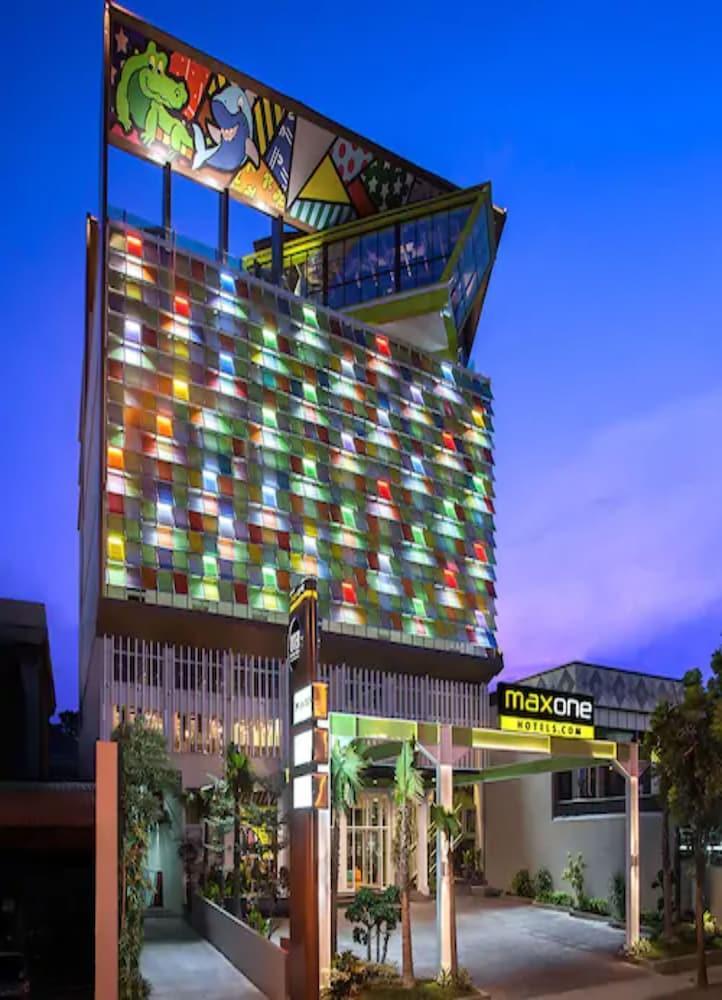 סוראבאיה Maxonehotels.Com At Tidar מראה חיצוני תמונה