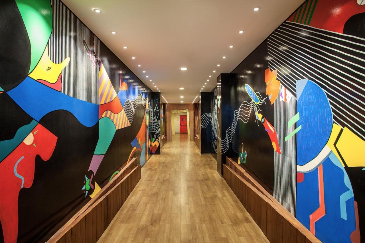 סוראבאיה Maxonehotels.Com At Tidar מראה חיצוני תמונה
