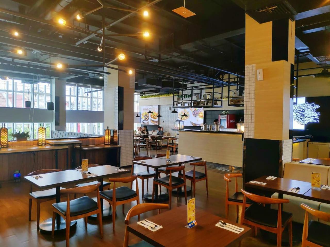 סוראבאיה Maxonehotels.Com At Tidar מראה חיצוני תמונה